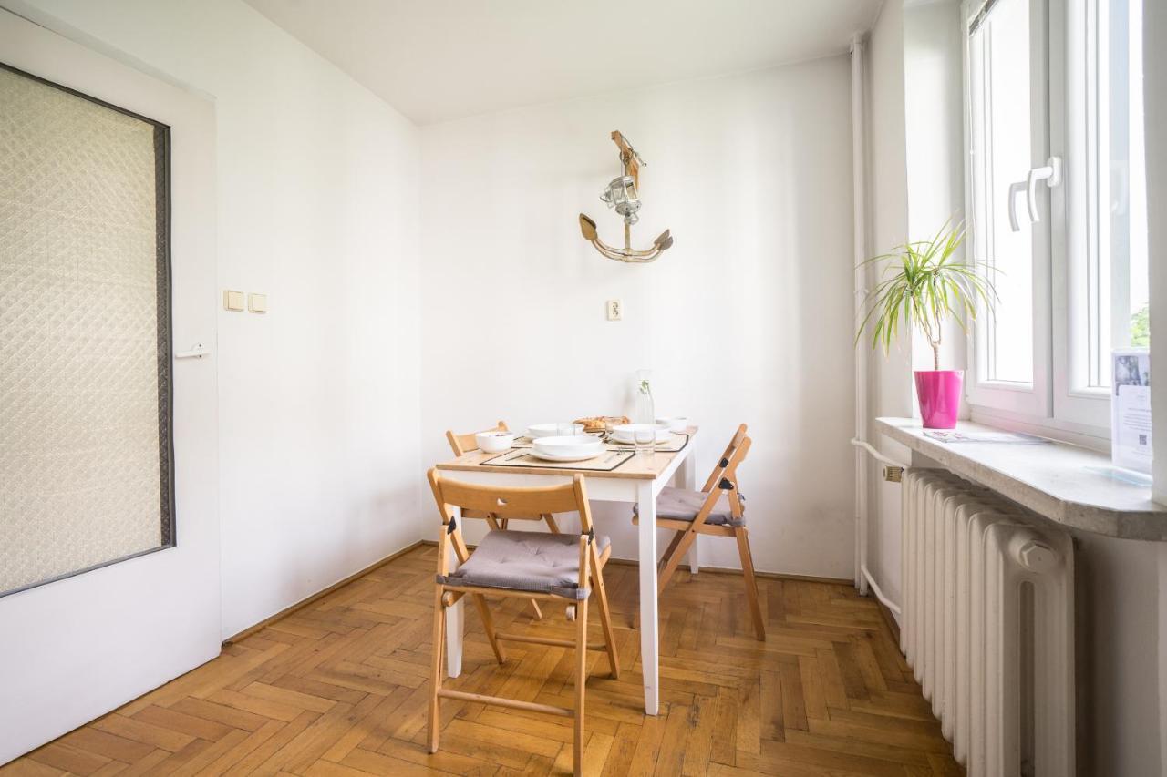 Oomph Warsaw Central 3-Bedroom Flat Luaran gambar
